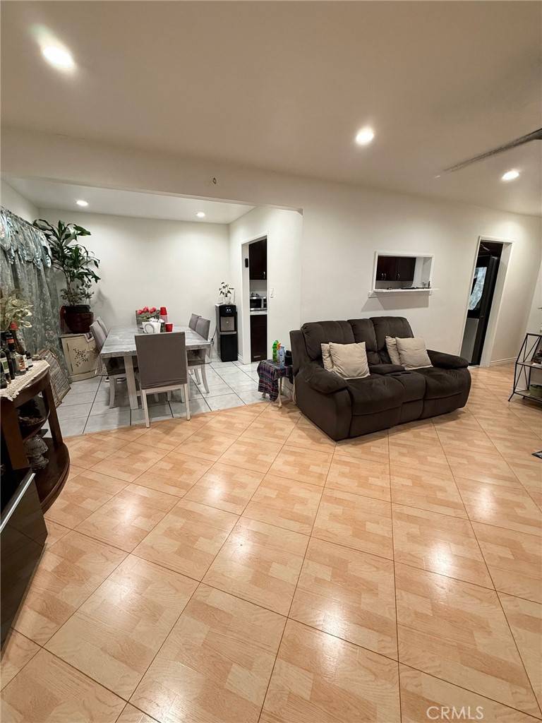 Rowland Heights, CA 91748,18016 Los Palacios