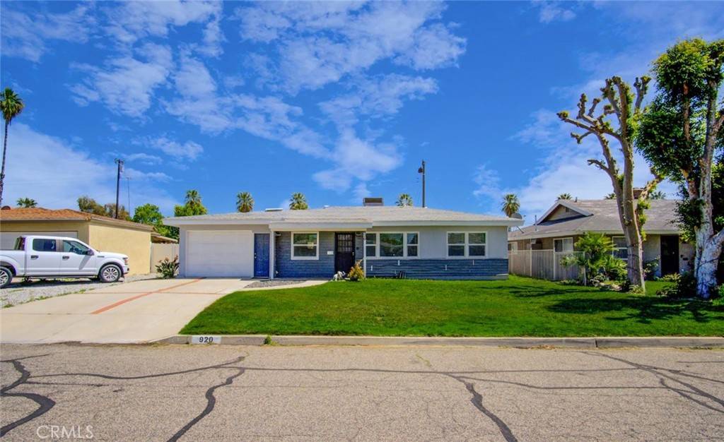920 Latham ST, Colton, CA 92324