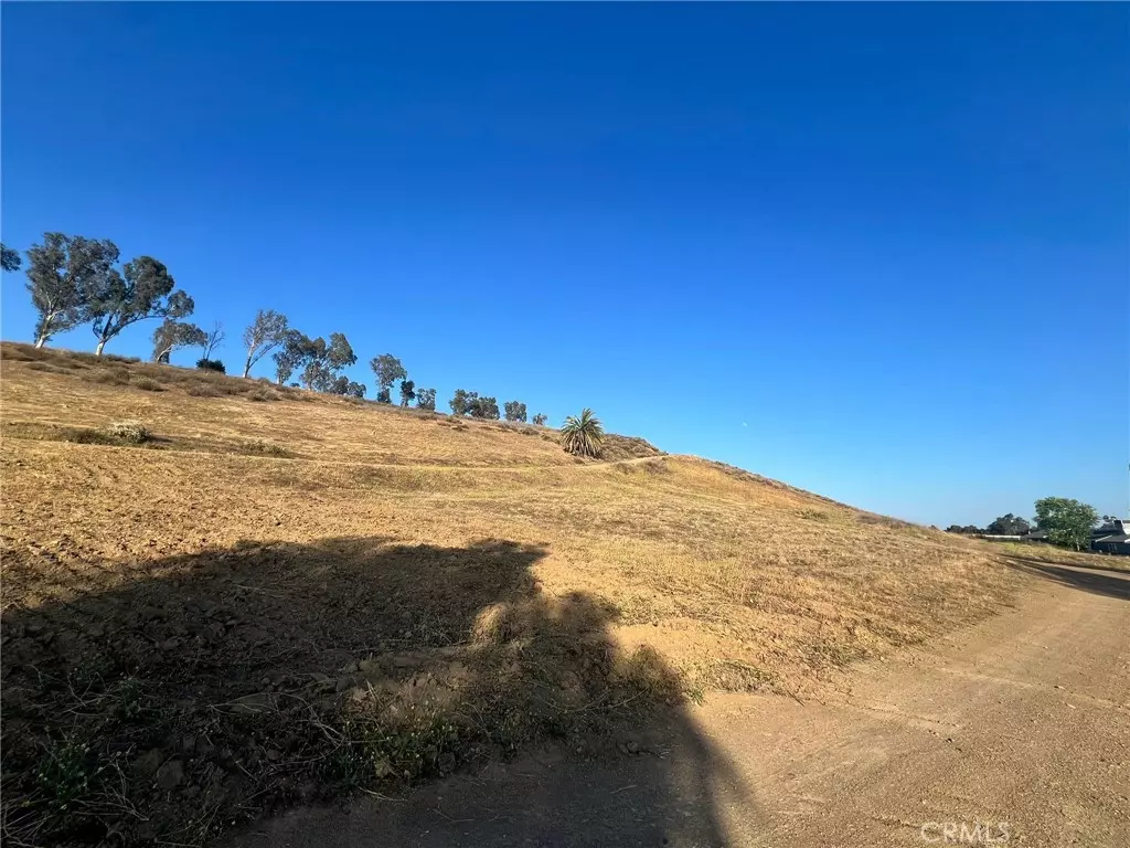 Lake Elsinore, CA 92530,0 Lakeview ST