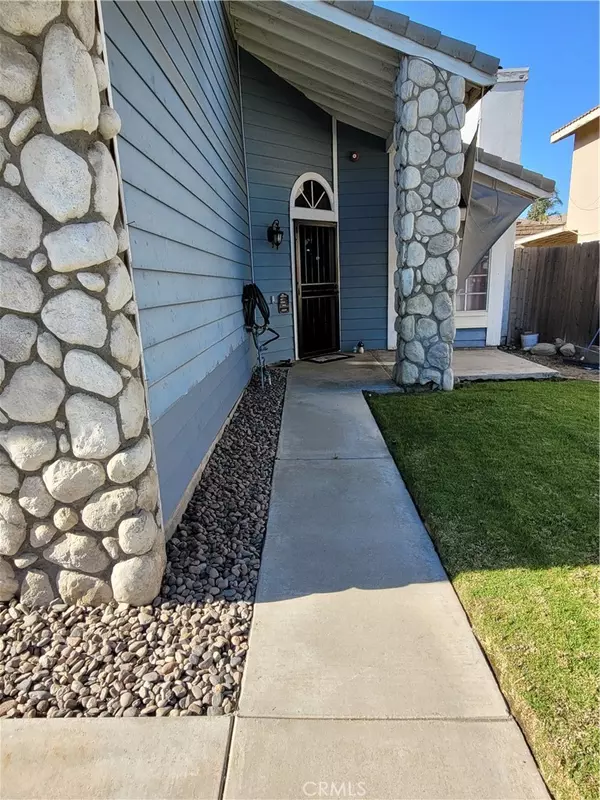Fontana, CA 92336,17072 Fern ST