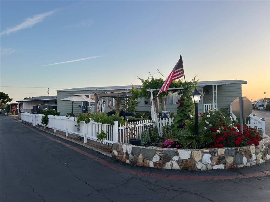 201 E Arrow #12, Glendora, CA 91740