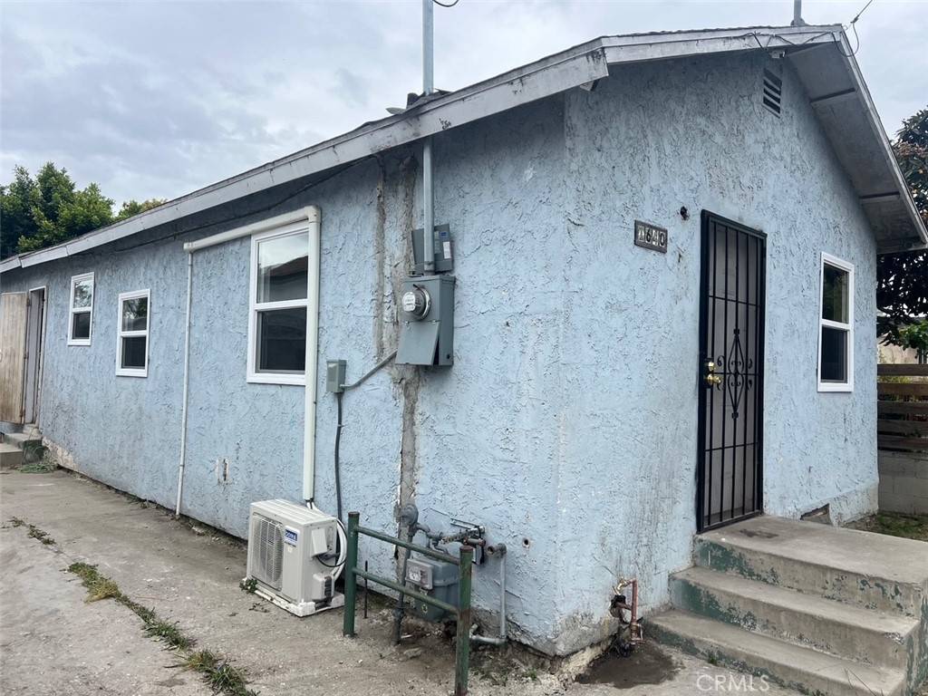 1640 E 109th ST, Los Angeles, CA 90059