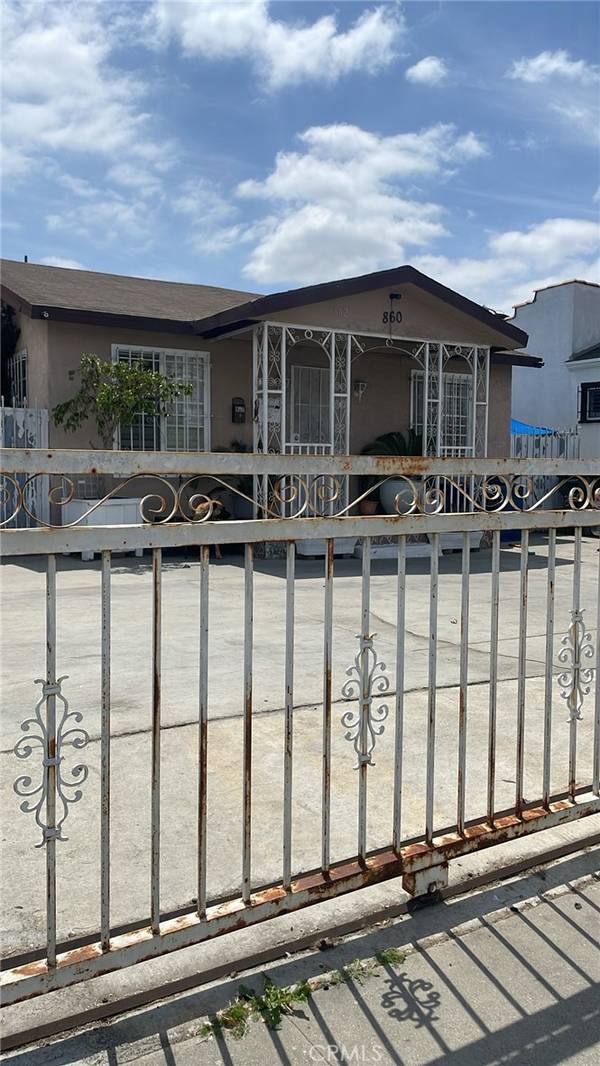 860 & 862 W 73rd ST, Los Angeles, CA 90044
