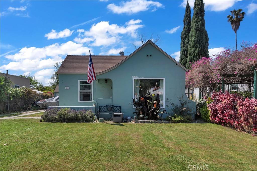 484 W Chester place, Pomona, CA 91768