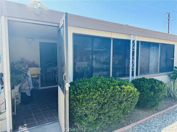 Hemet, CA 92543,840 S Gilbert St