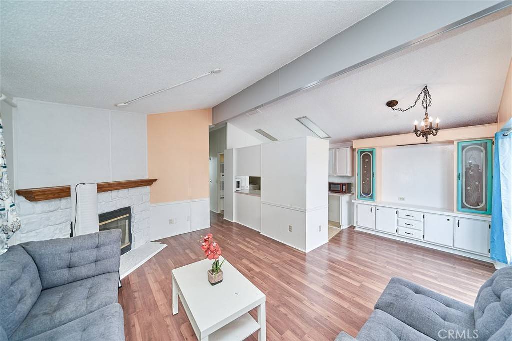 Lomita, CA 90717,24100 Pennsylvania ST #103