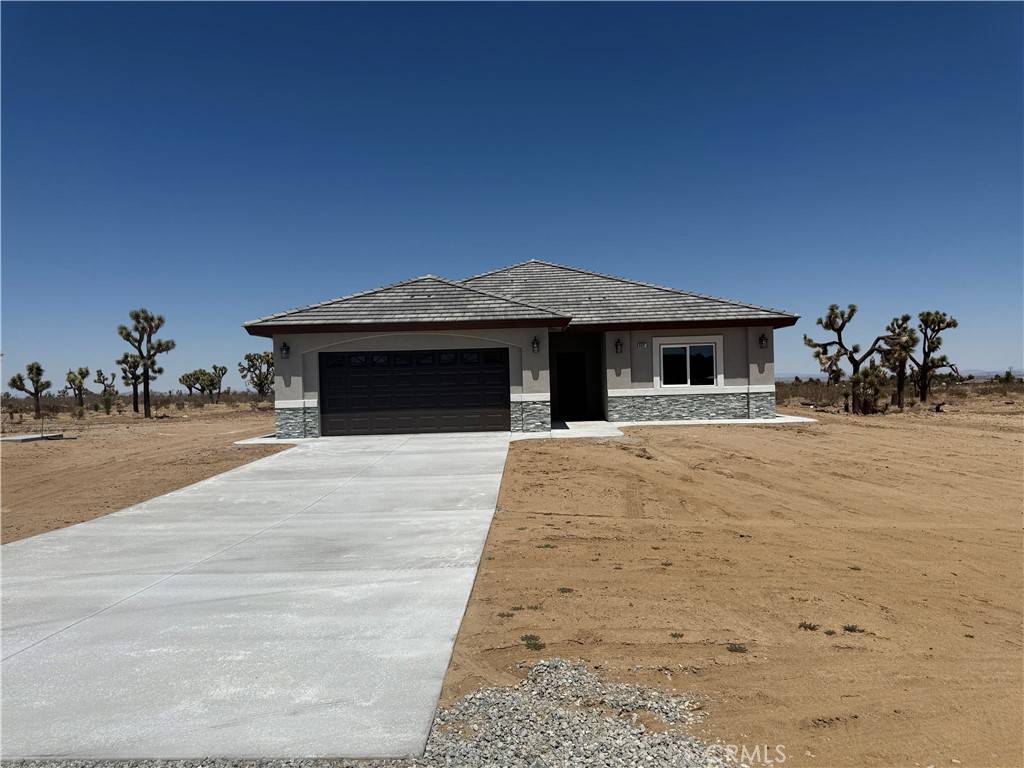 Phelan, CA 92371,6472 Cayucos DR