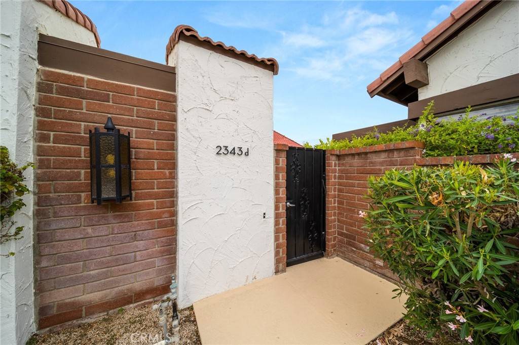 2343 Miramonte CIR W #D, Palm Springs, CA 92264