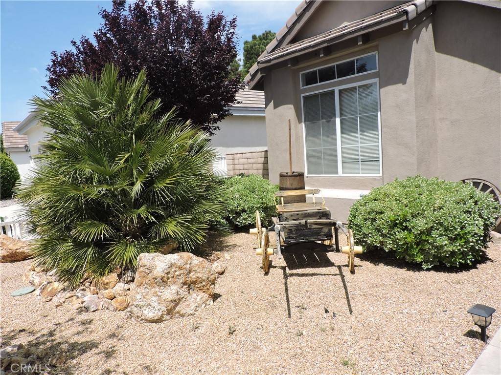 Apple Valley, CA 92308,19598 Rolling Green DR