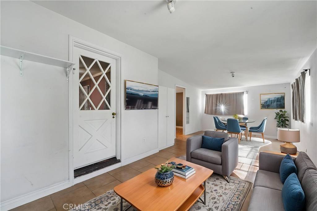 La Verne, CA 91750,1832 C st