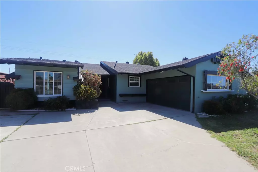 Montclair, CA 91763,9943 Vernon AVE