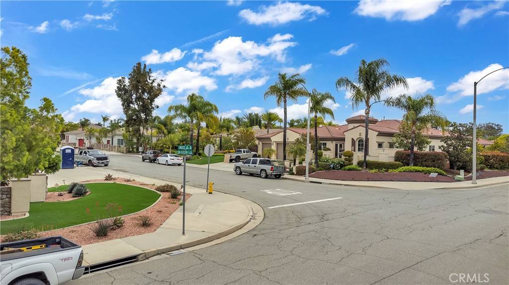 Riverside, CA 92508,3 Moss RD