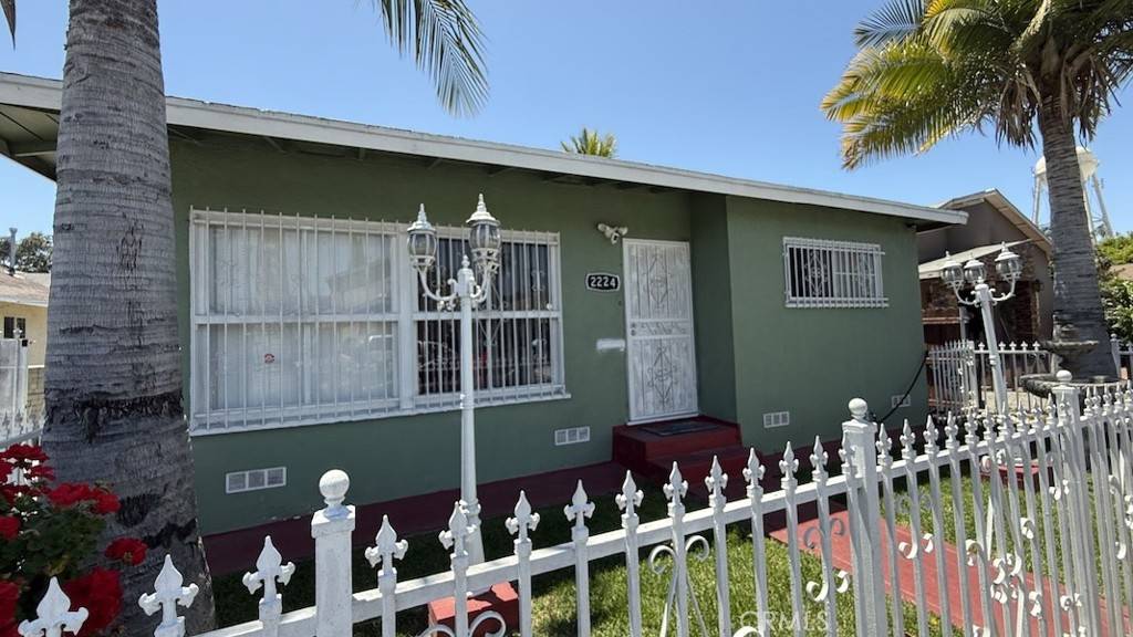 Huntington Park, CA 90255,2224 Mortimer ST