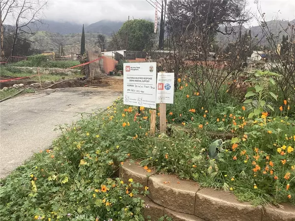 305 W Las Flores DR, Altadena, CA 91001