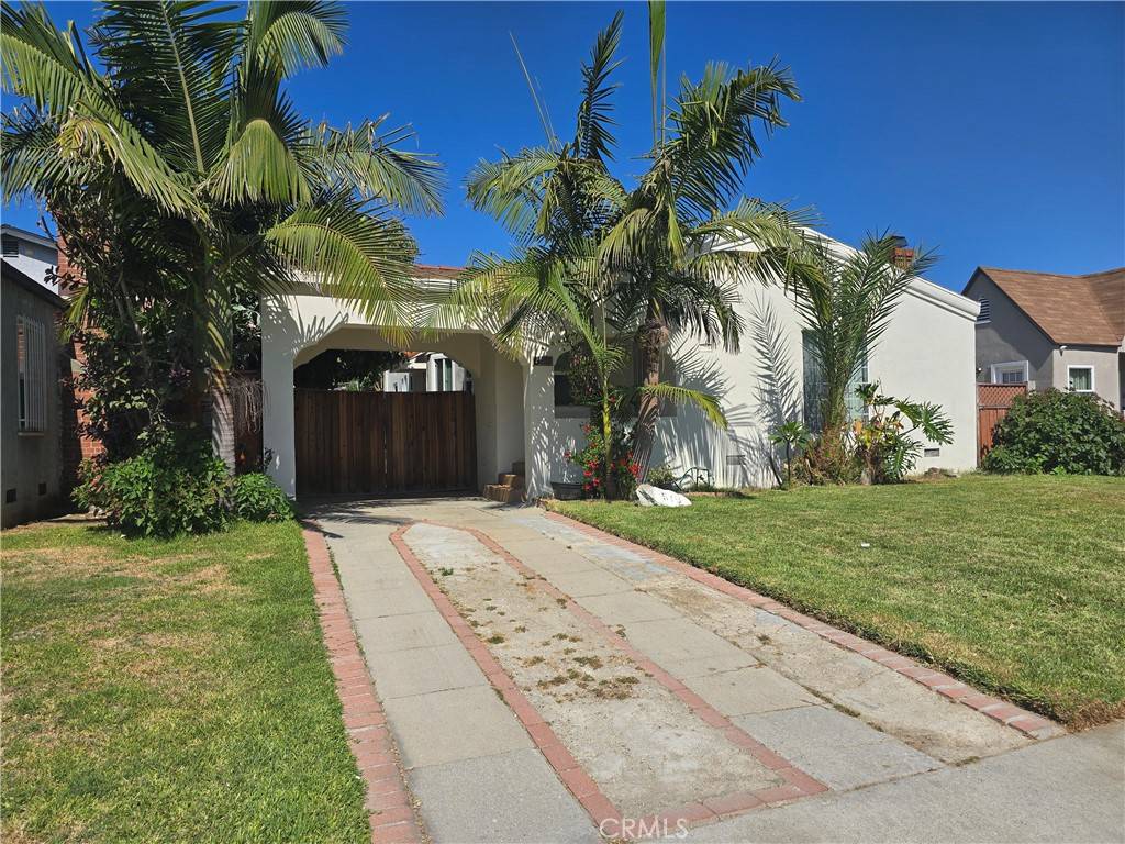 Compton, CA 90221,519 N Sloan AVE