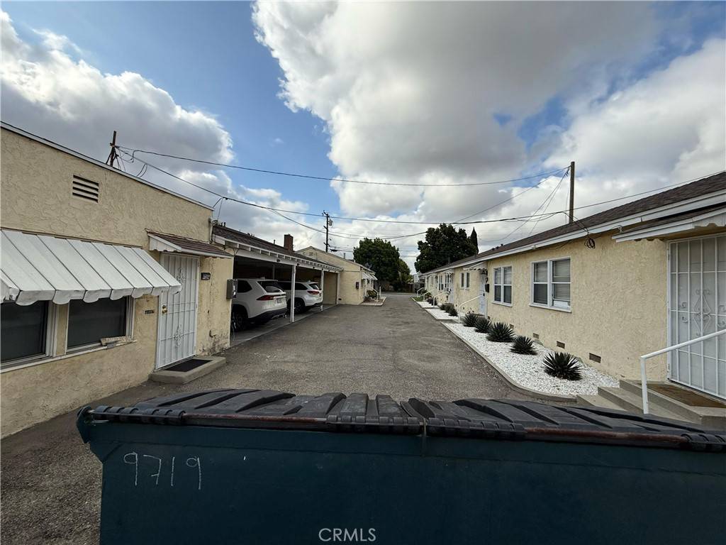 Bellflower, CA 90706,9719 Belmont ST