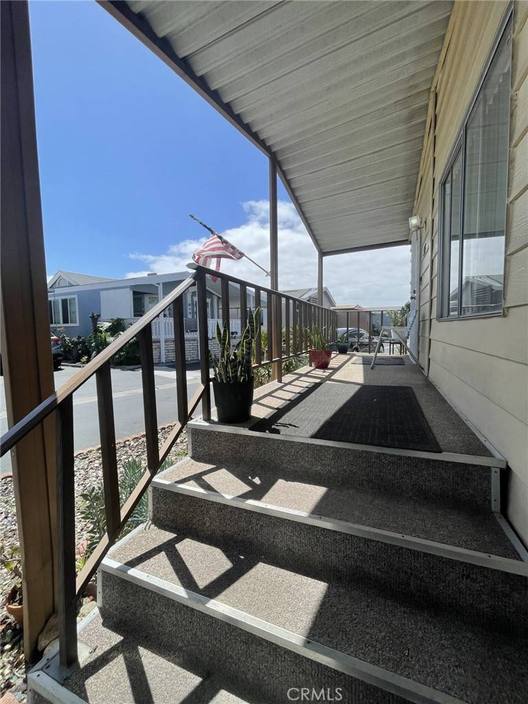 Hawaiian Gardens, CA 90716,12550 Carson ST #96
