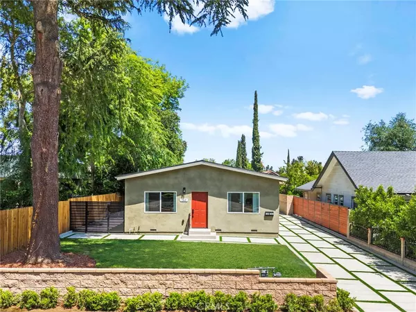 160 S Altadena DR, Pasadena, CA 91107