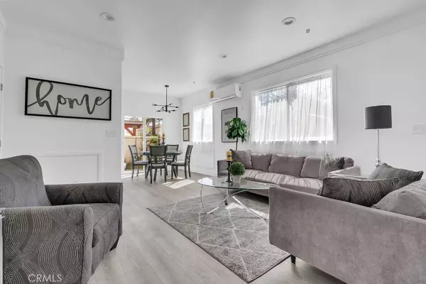 Compton, CA 90222,2032 E Stockwell
