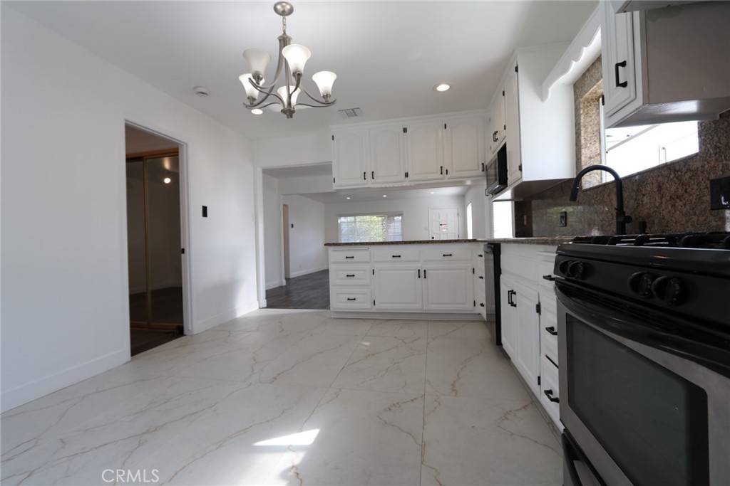 Downey, CA 90240,7845 Gainford ST