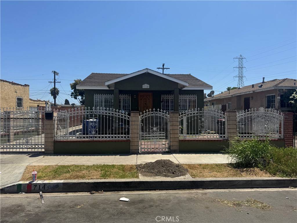 714 E 110th ST, Los Angeles, CA 90059
