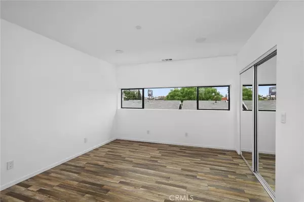 Los Angeles, CA 90029,4136 1/4 Normal AVE #1/4