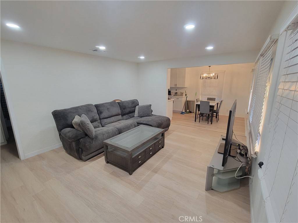 11702 Rockwall ST, Lakewood, CA 90715