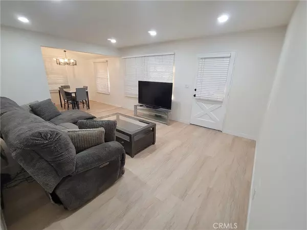 Lakewood, CA 90715,11702 Rockwall ST