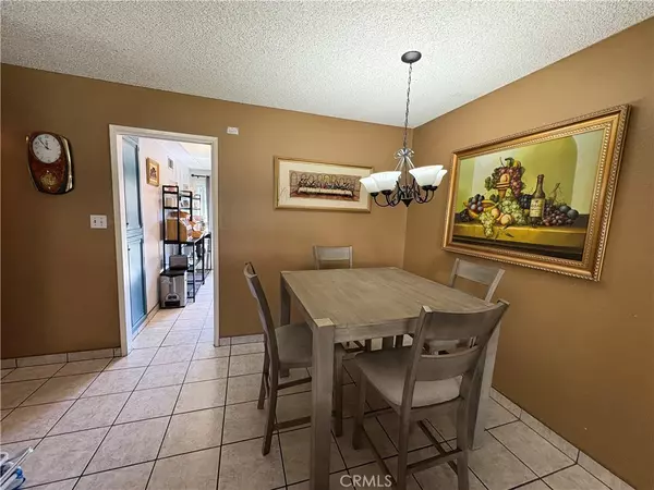 South Gate, CA 90280,10026 Karmont AVE