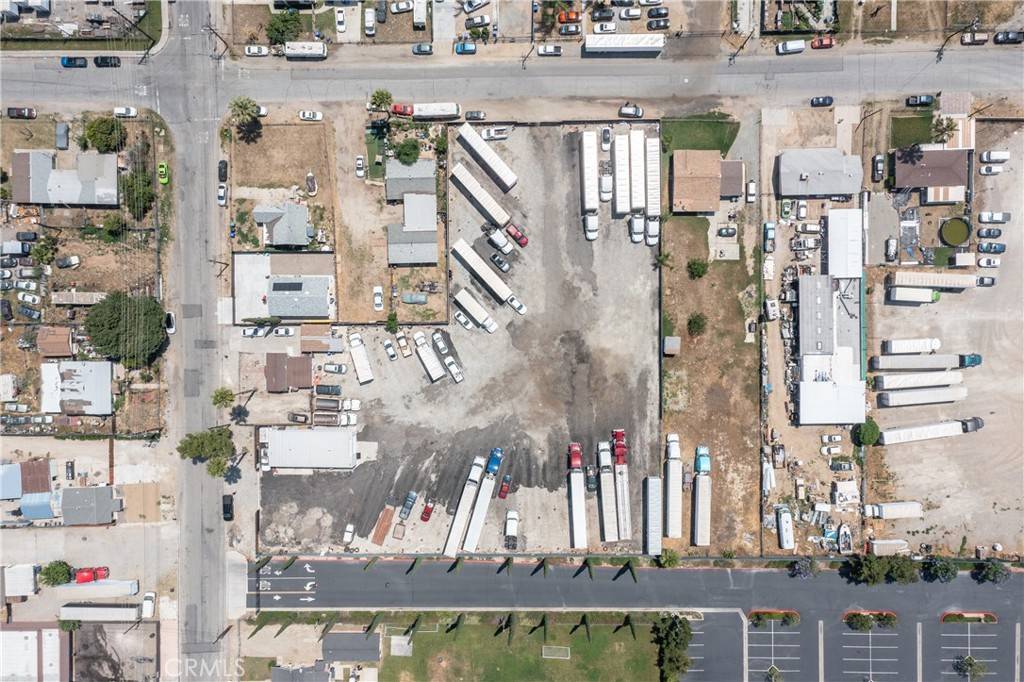 San Bernardino, CA 92408,455 E Caroline ST