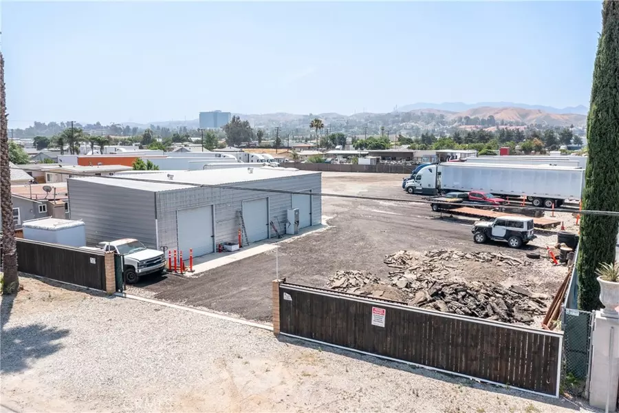 455 E Caroline ST, San Bernardino, CA 92408