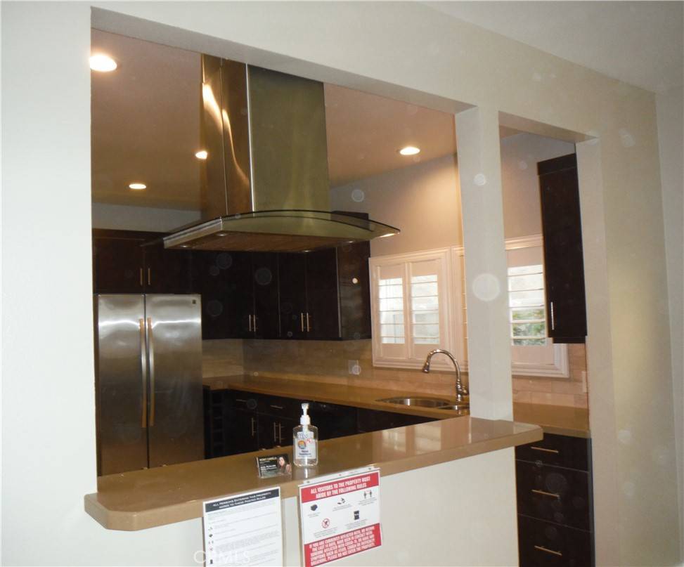 Long Beach, CA 90803,122 Roycroft AVE #A