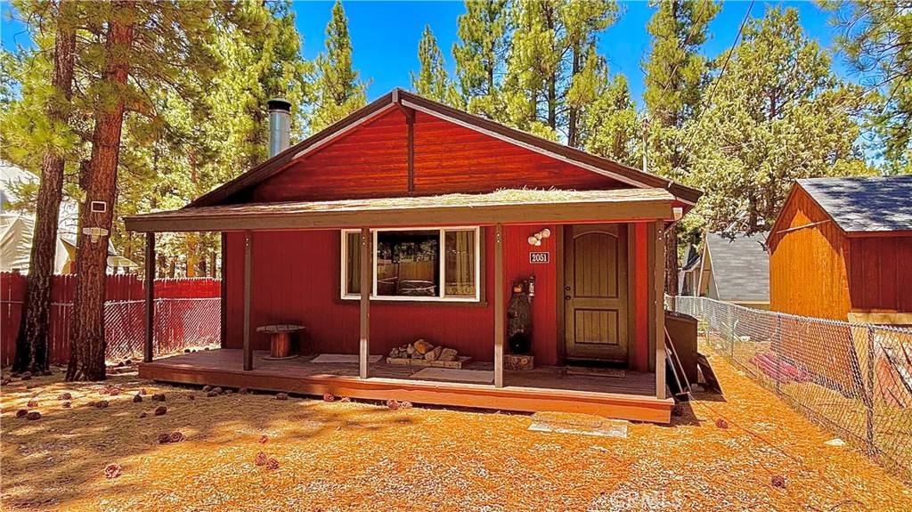 2051 6th LN, Big Bear, CA 92314