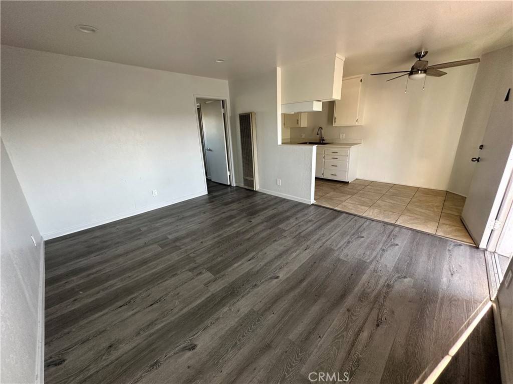 Long Beach, CA 90804,2598 E Spaulding ST #A