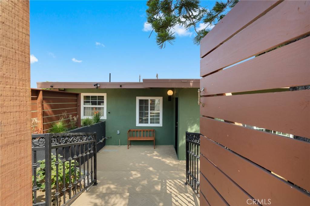 Los Angeles, CA 90032,5117 Bohlig RD