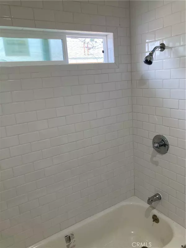 South Gate, CA 90280,9235 Otis ST #B