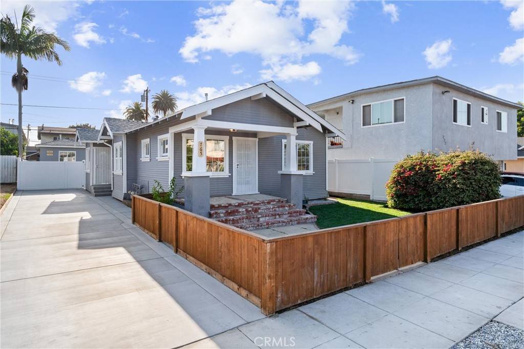 Long Beach, CA 90804,765 Loma AVE