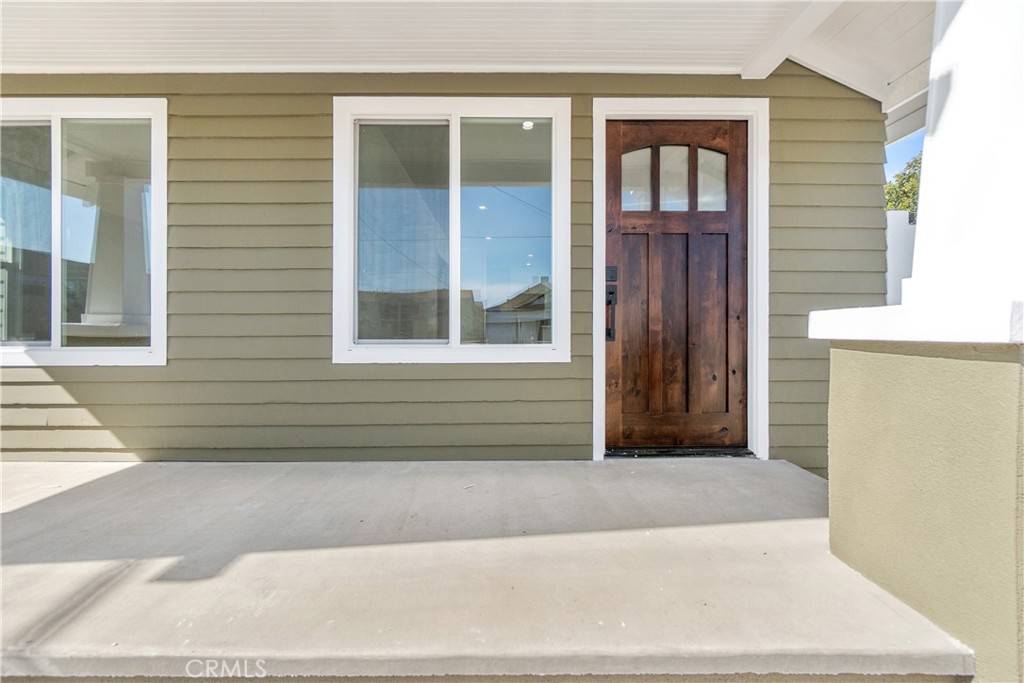 Long Beach, CA 90813,1027 E 10th St