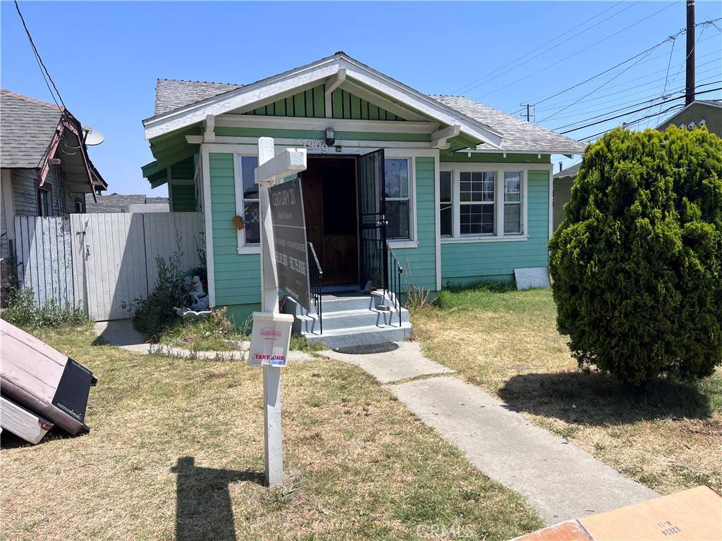 Long Beach, CA 90805,1909 E 59th ST