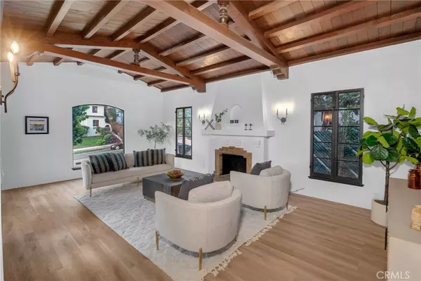 View Park, CA 90008,3649 Mount Vernon DR