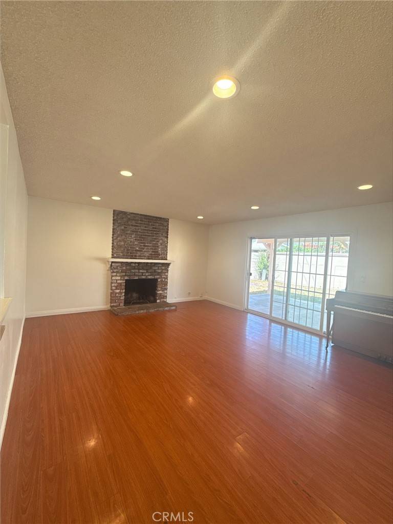 Buena Park, CA 90620,6952 Sandburg DR