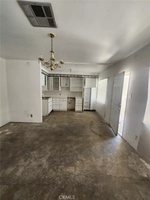 Palm Springs, CA 92262,314 E Stevens RD #14