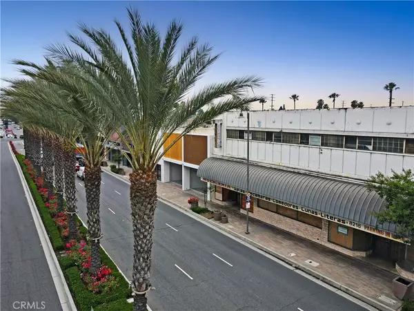 Downey, CA 90241,8218 Firestone BLVD