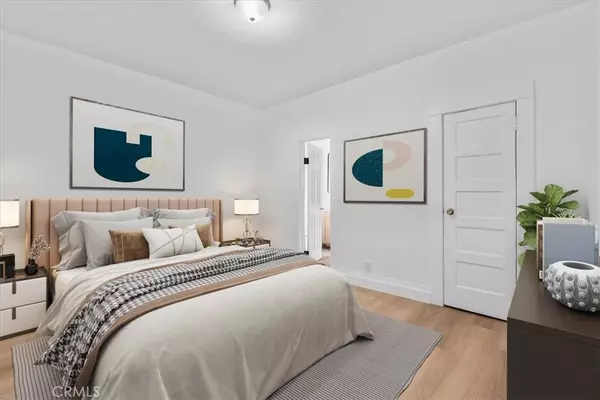 Los Angeles, CA 90026,606 N Bonnie Brae ST