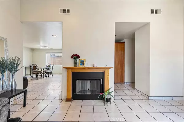 Wilmington, CA 90744,1049 Sanford AVE