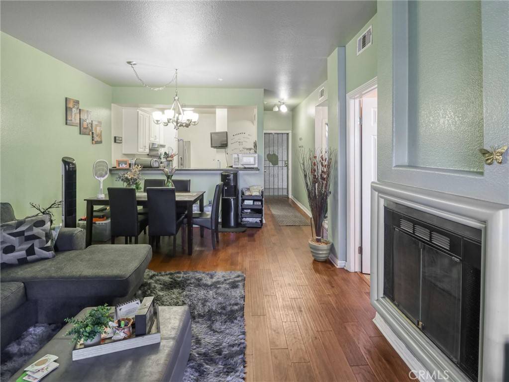 Long Beach, CA 90802,555 Maine AVE #219