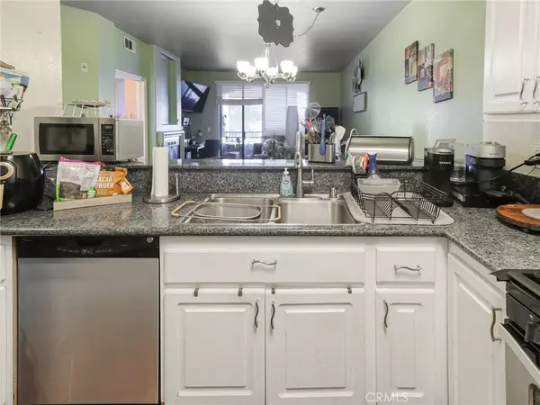 Long Beach, CA 90802,555 Maine AVE #219