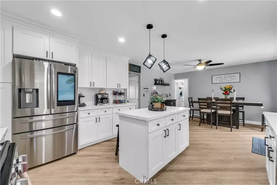 5991 Rogers LN, San Bernardino, CA 92404