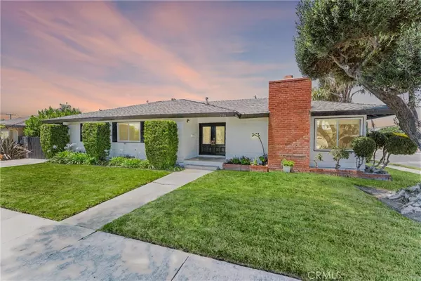 2086 N Mori LN, Orange, CA 92867