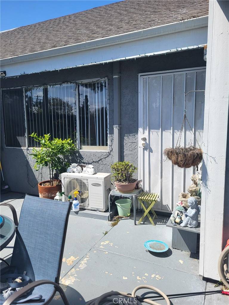 Santa Ana, CA 92704,601 S Newhope ST #5